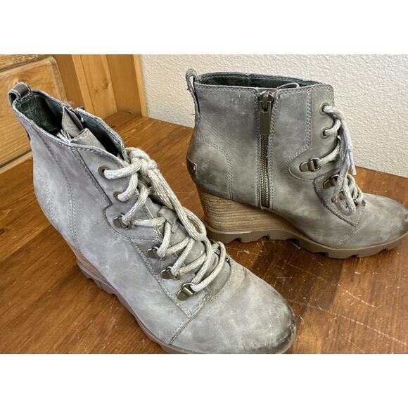 Sorel Joan Uptown 9.5 Waterproof Wedge Bootie Shoe Distressed Khaki Chic City - Picture 2 of 9